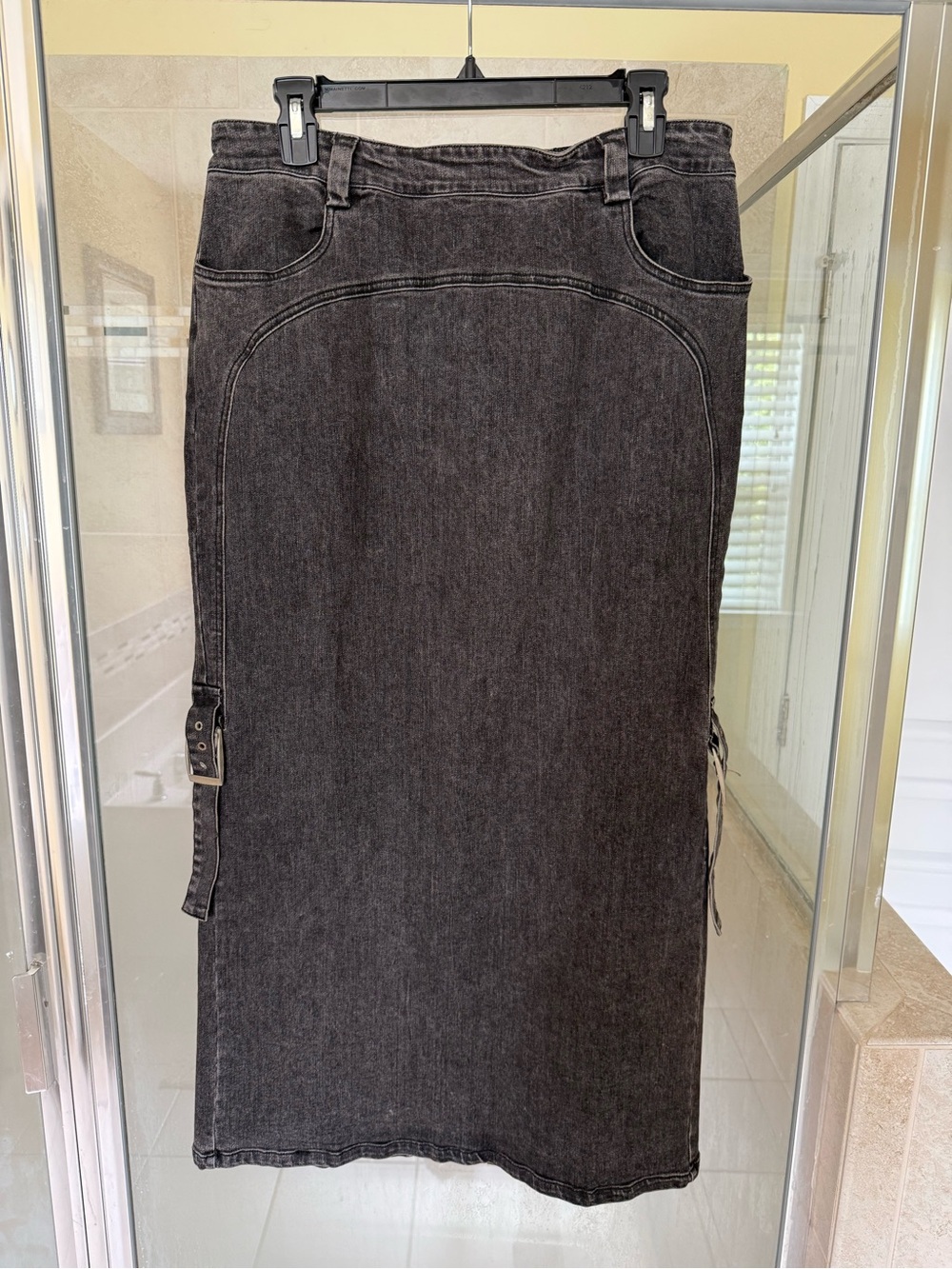 Dyln- Women's High-Waist Black Denim Skirt with Side Buckle Detail- Size XL